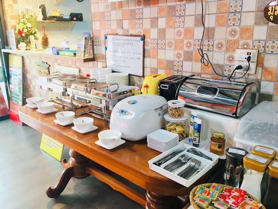 Chat House Soi 18 Mithuna Chiangrai Чианг Рай Екстериор снимка